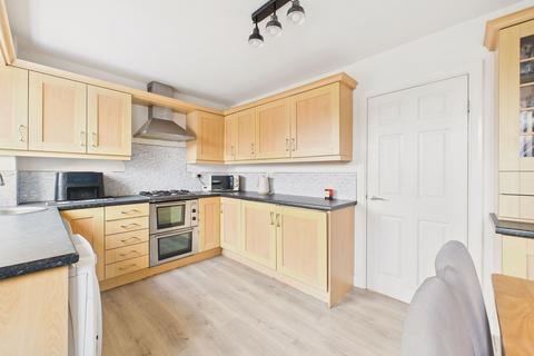 3 bedroom semi-detached house for sale, Seaton Close, Gateshead, NE10