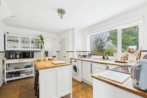 3 bedroom semi-detached house for sale, Lionel Avenue, Wendover