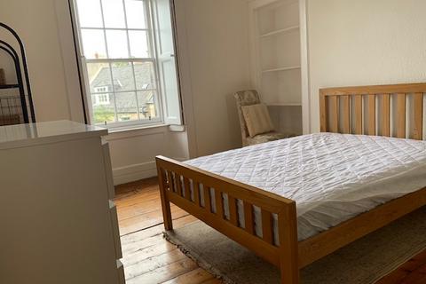 2 bedroom flat to rent, 24, Raeburn Place, Edinburgh, EH4 1HN