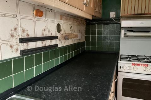 1 bedroom ground floor maisonette for sale, Gainsborough Avenue, London