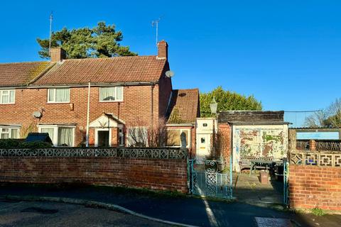 3 bedroom semi-detached house for sale, Anslow Gardens, Iver SL0