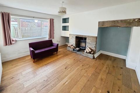3 bedroom semi-detached house for sale, Eden Avenue, West Yorkshire WF5