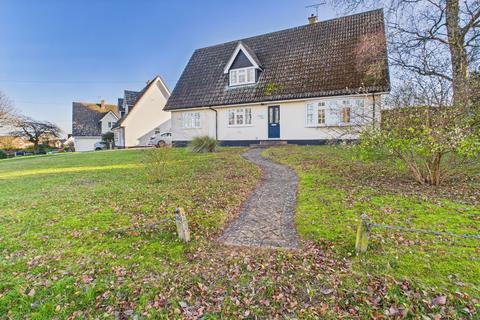 4 bedroom detached house to rent, Mill Lane, Barnham, IP24