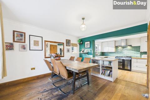 3 bedroom detached house for sale, Salisbury Road, Market Drayton TF9