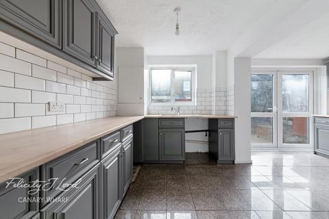 4 bedroom detached house for sale, Blanche Street, London E16