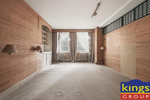 2 bedroom flat for sale, Rutland Court, London