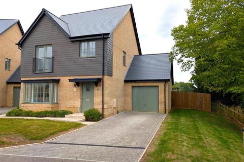 4 bedroom house to rent, Walnut Drive, Haddenham CB6