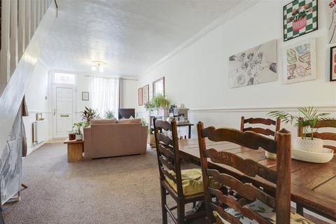 2 bedroom end of terrace house for sale, Hardstaff Road, Sneinton NG2