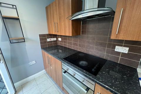1 bedroom apartment to rent, Northfield Road, HOUNSLOW TW5