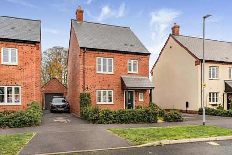 3 bedroom detached house for sale, Trenchard Circle, Heyford Park, OX25