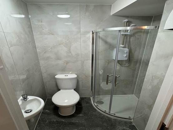 Bathroom landscape.jpg