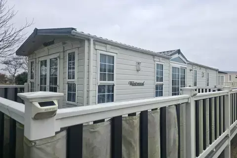 2 bedroom park home for sale, Skirlington Coast