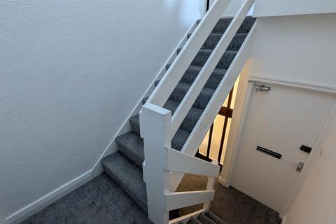 3 bedroom duplex to rent, Albert Road, Southport PR9