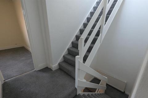 3 bedroom duplex to rent, Albert Road, Southport PR9
