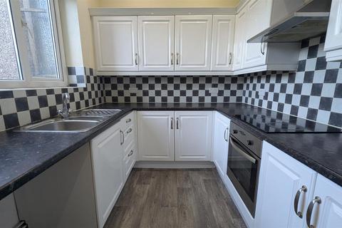 3 bedroom duplex to rent, Albert Road, Southport PR9