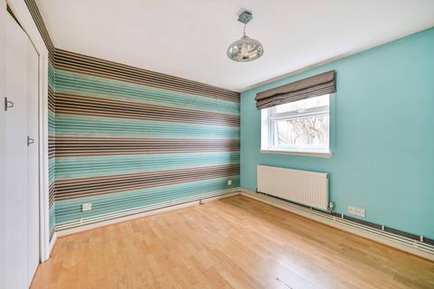 1 bedroom flat to rent, Gumley Gardens, Isleworth, TW7