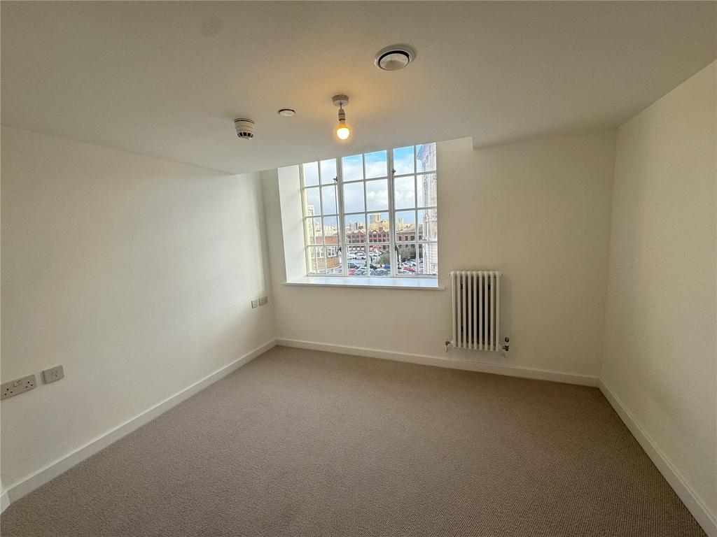 Flat 101