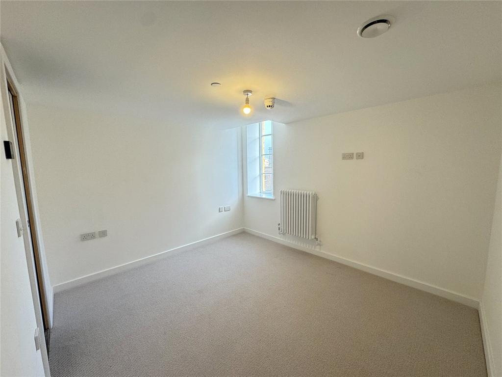 Flat 101