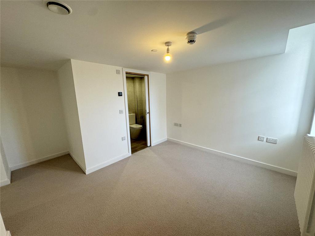 Flat 101