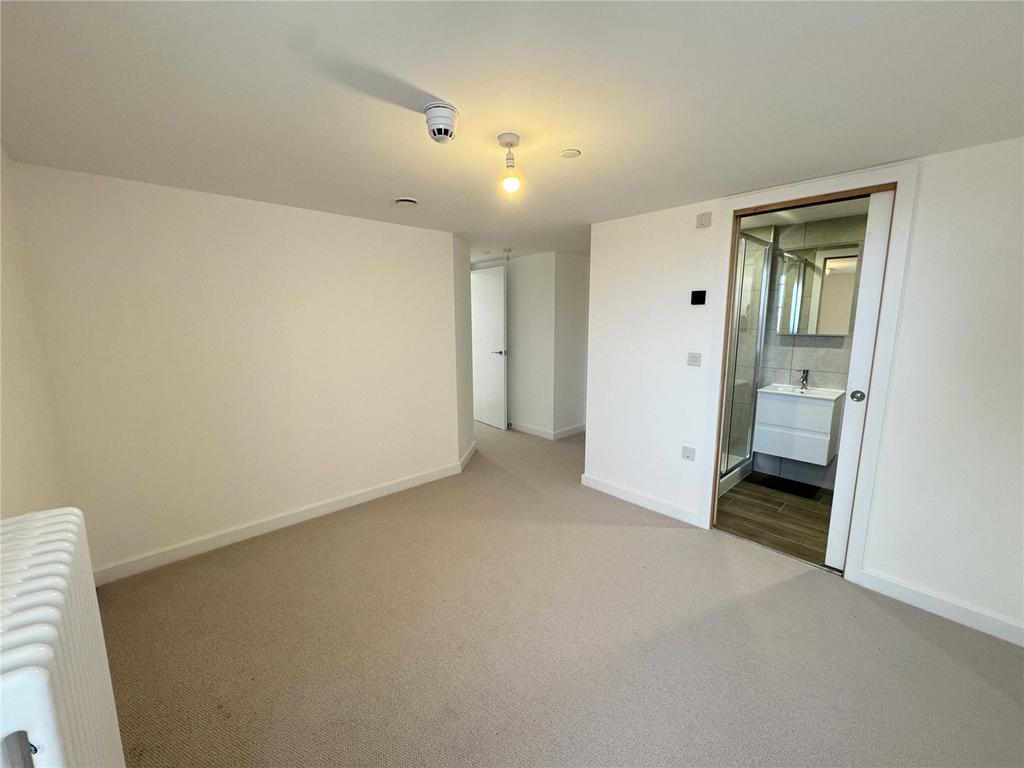 Flat 101
