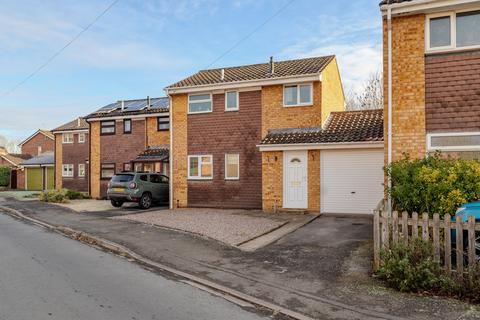 3 bedroom link detached house for sale, Sandown Drive, Bobblestock, Hereford, Herefordshire