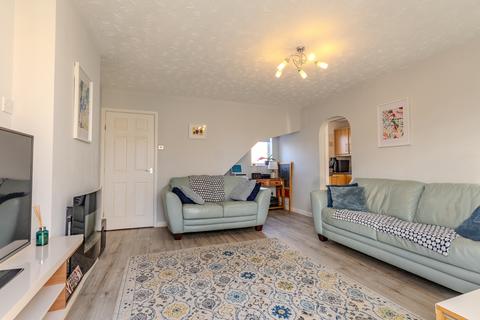 3 bedroom link detached house for sale, Sandown Drive, Bobblestock, Hereford, Herefordshire