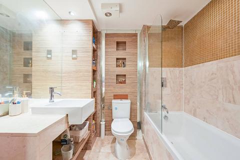 1 bedroom flat for sale, City Tower, Canary Wharf, London, E14