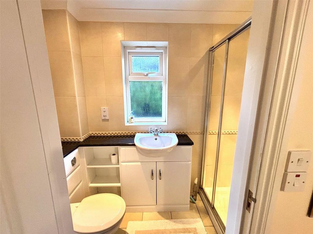Ensuite