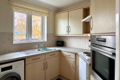 1 bedroom retirement property for sale, Plymouth Road, Penarth