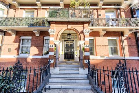 Nevern Mansions, Earls Court, London, SW5