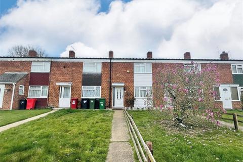 2 bedroom terraced house to rent, Minster Way, Langley SL3