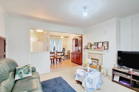 2 bedroom terraced house to rent, Minster Way, Langley SL3