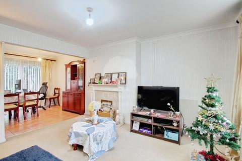 2 bedroom terraced house to rent, Minster Way, Langley SL3