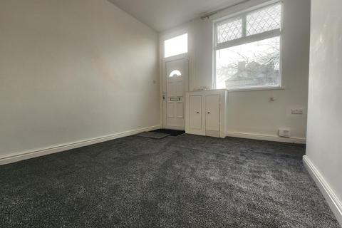 2 bedroom terraced house to rent, Stoke Old Road, Stoke-on-Trent, ST4