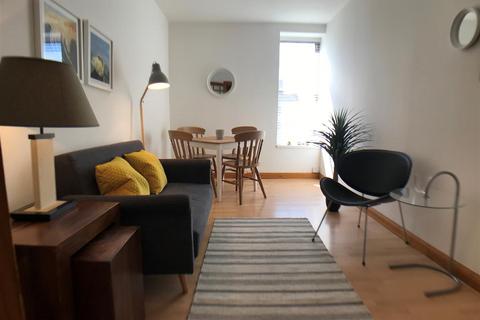 2 bedroom flat to rent, Shields Road, Byker