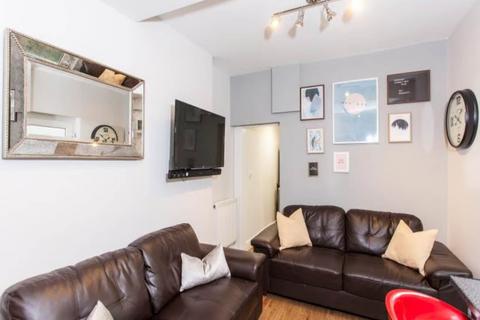 undefined, Inverness Place, Roath, Cardiff