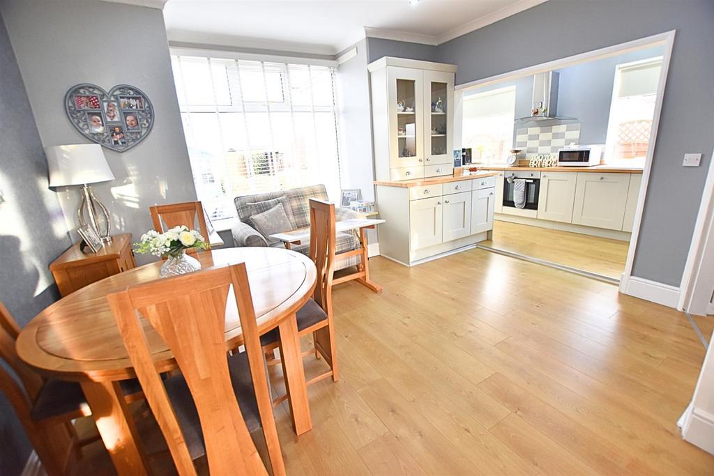 Living kitchen diner