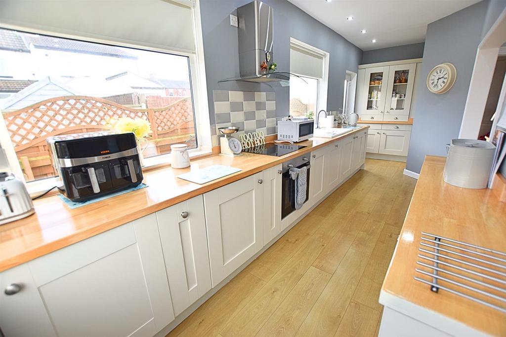 Living kitchen diner