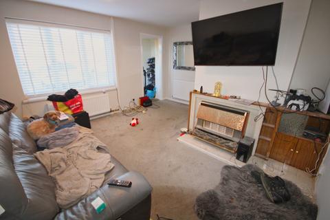 3 bedroom terraced house for sale, Counts Farm Road, Corby, NN18