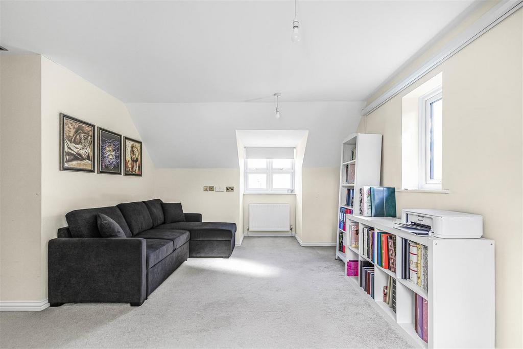 Bedroom 2: