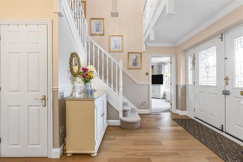 5 bedroom detached house for sale, Poets Gate, Goffs Oak, EN7