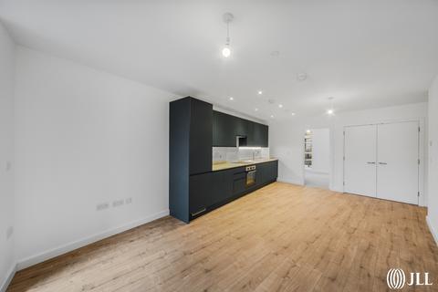 2 bedroom apartment to rent, Munton Road London SE17