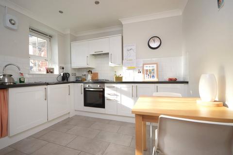 2 bedroom apartment for sale, Barville Close, London
