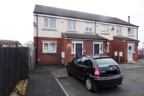 3 bedroom end of terrace house for sale, Park Rise, Leeds LS13