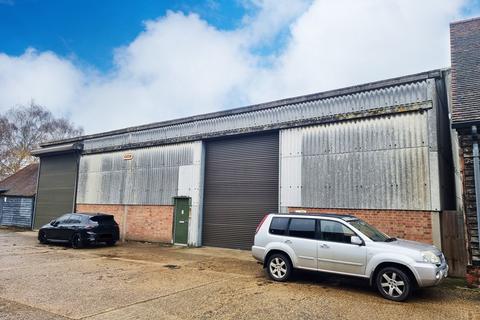 Warehouse to rent - High Street, Southill, Biggleswade, SG18