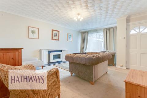 2 bedroom property to rent, Cae Rhedyn, Croesyceiliog, NP44
