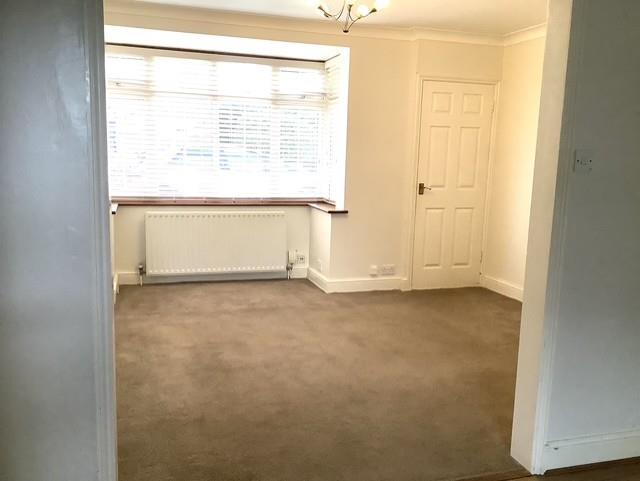 Lounge 1.jpg