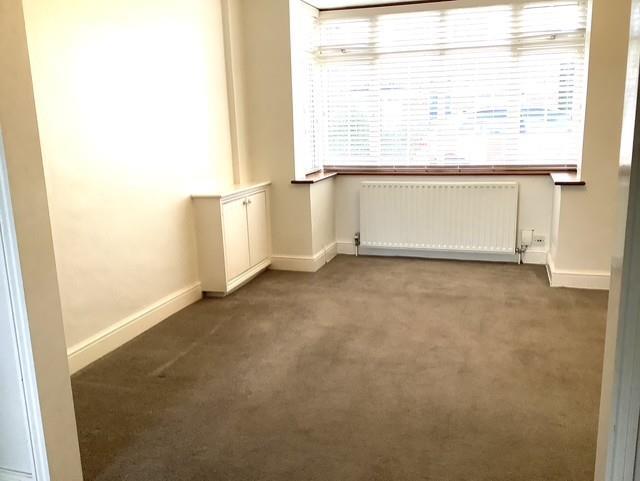 Lounge 2.jpg