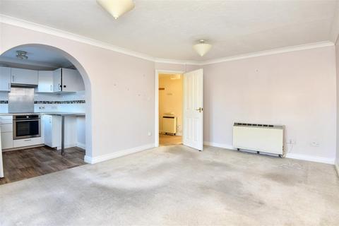 undefined, Newbury, Gillingham