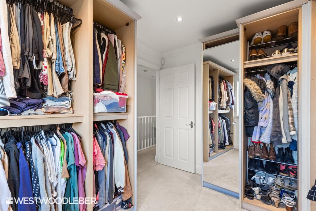 Woolmans Close 14.jpg